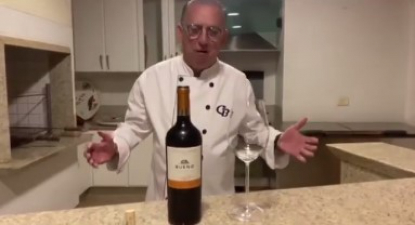 Narrador Galvão Bueno cria “programa de gastronomia” para redes sociais