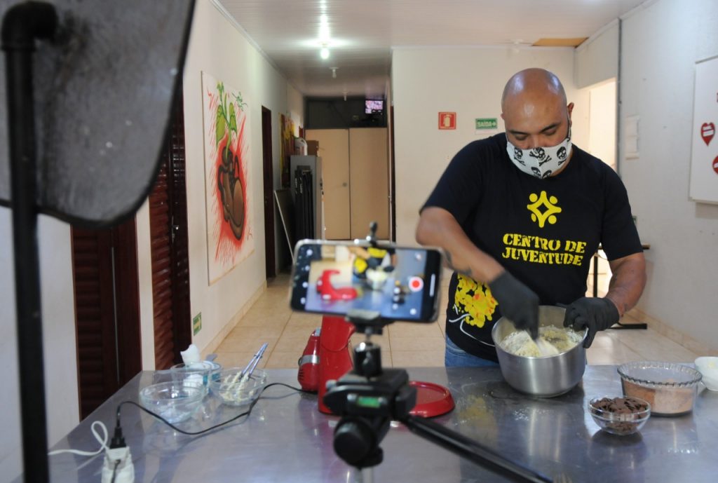 Centro de Juventude de Brasília oferece curso gratuito de culinária